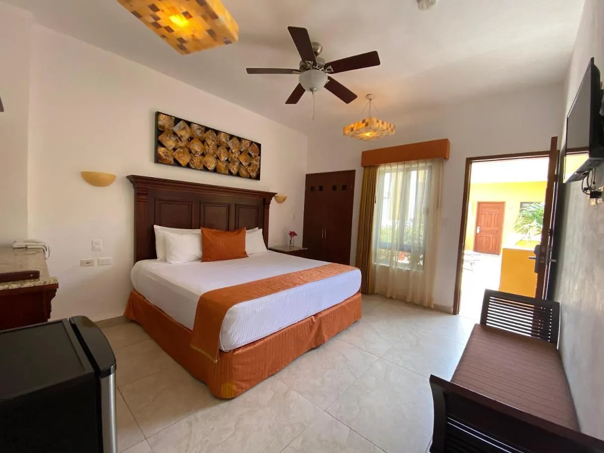 Hotel Las Golondrinas Playa del Carmen